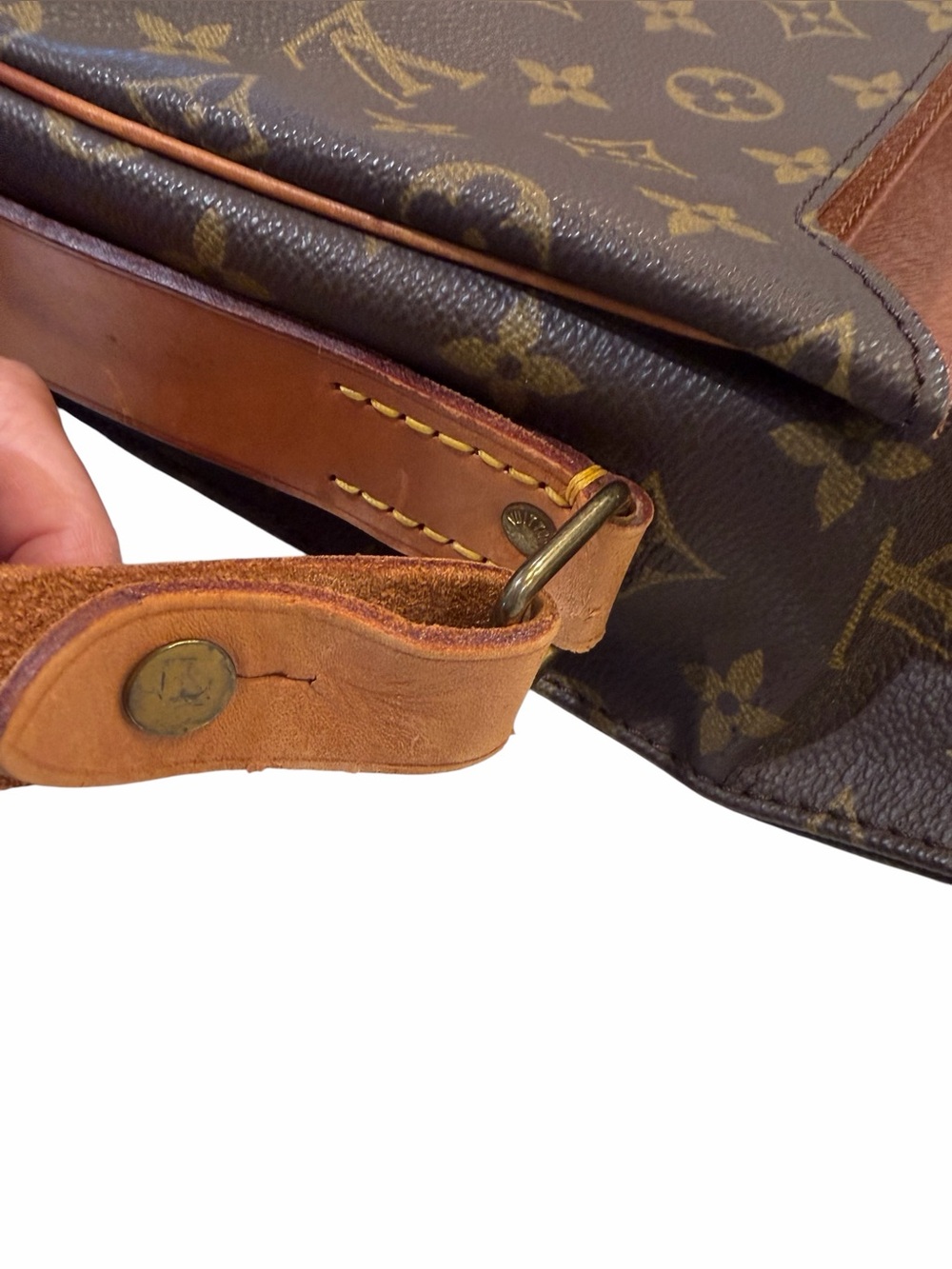 Louis Vuitton Monogram Crossbody Bag Authentic 'Cartouchière GM' - Picture 7 of 17
